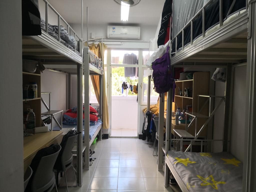 西安明德理工學院宿舍條件怎么樣,有空調(diào)和獨立衛(wèi)生間嗎？（附宿舍圖片）