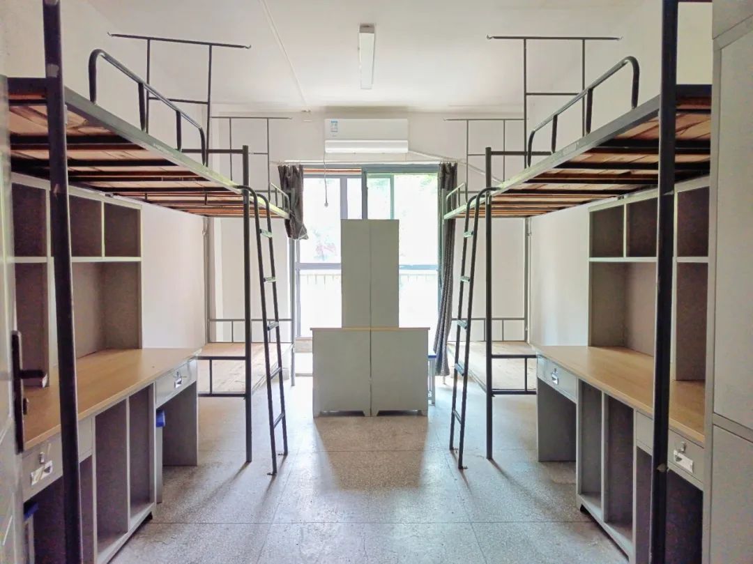 湖北美術(shù)學(xué)院宿舍條件怎么樣,有空調(diào)和獨(dú)立衛(wèi)生間嗎？（附宿舍圖片）