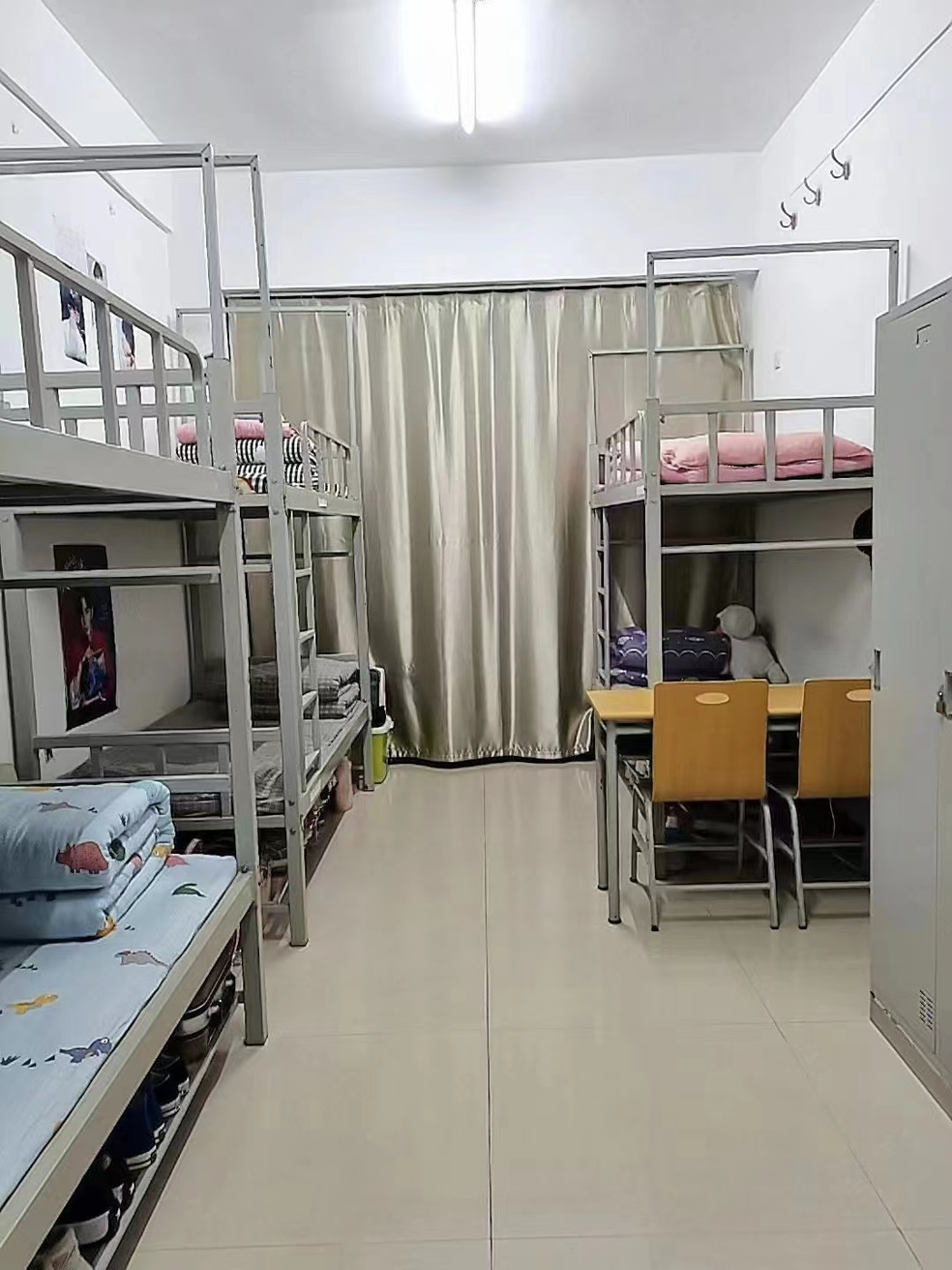 河北體育學(xué)院宿舍條件怎么樣,有空調(diào)和獨(dú)立衛(wèi)生間嗎？（附宿舍圖片）