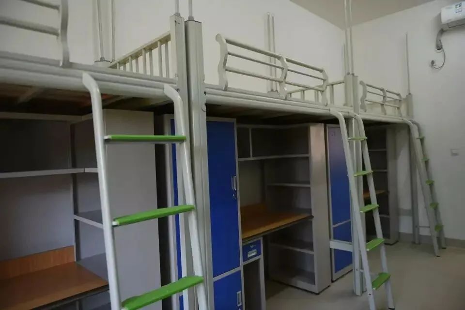 廣西民族大學宿舍條件怎么樣,有空調(diào)和獨立衛(wèi)生間嗎？（附宿舍圖片）