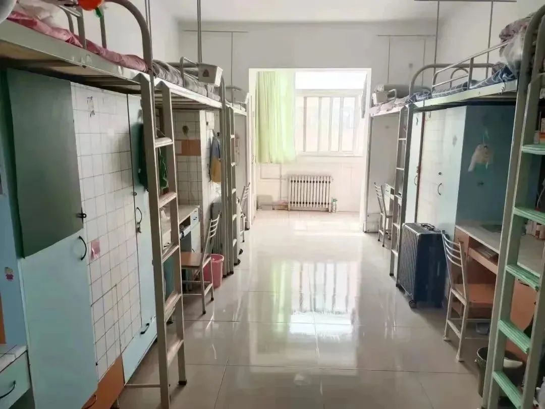 寶雞文理學院宿舍條件怎么樣,有空調(diào)和獨立衛(wèi)生間嗎？（附宿舍圖片）