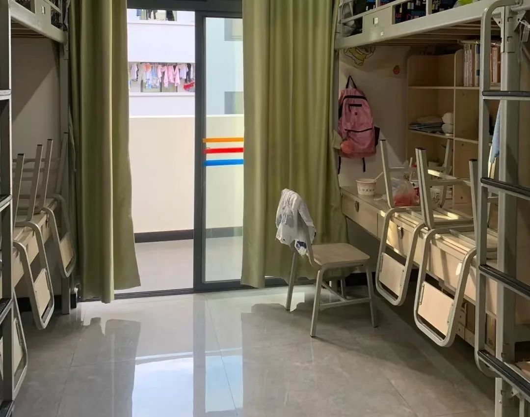 天津外國語大學(xué)宿舍條件怎么樣,有空調(diào)和獨立衛(wèi)生間嗎？（附宿舍圖片）