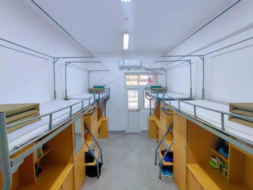 鹽城師范學(xué)院宿舍條件怎么樣,有空調(diào)和獨(dú)立衛(wèi)生間嗎？（附宿舍圖片）