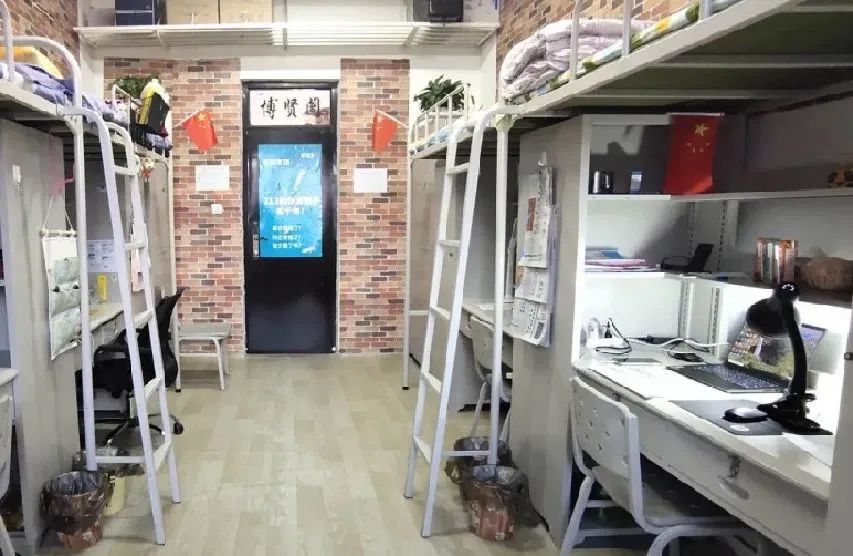 石河子大學宿舍條件怎么樣,有空調和獨立衛(wèi)生間嗎？（附宿舍圖片）