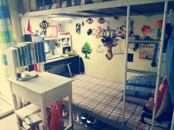 蘭州工業(yè)學(xué)院宿舍條件怎么樣,有空調(diào)和獨(dú)立衛(wèi)生間嗎？（附宿舍圖片）