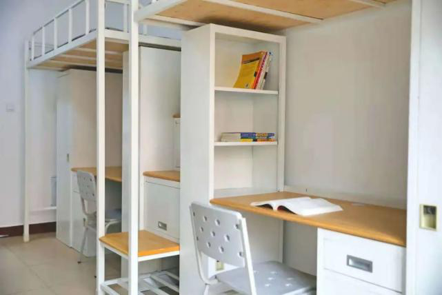 遼寧理工學(xué)院宿舍條件怎么樣,有空調(diào)和獨(dú)立衛(wèi)生間嗎？（附宿舍圖片）