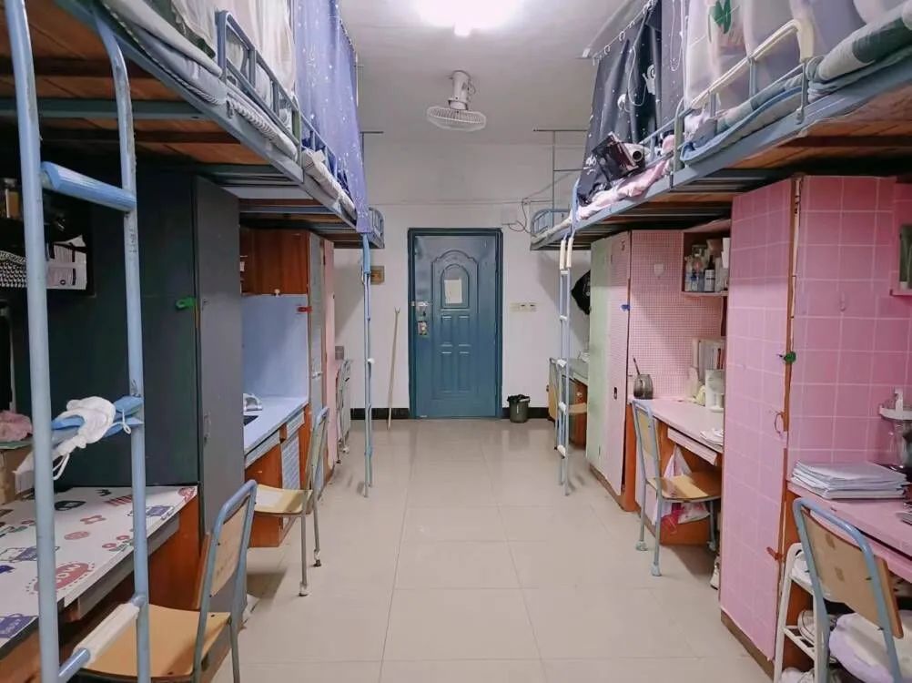 萍鄉(xiāng)學(xué)院宿舍條件怎么樣,有空調(diào)和獨(dú)立衛(wèi)生間嗎？（附宿舍圖片）