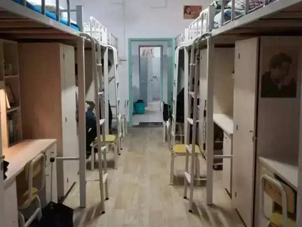 湖南師范大學宿舍條件怎么樣,有空調和獨立衛(wèi)生間嗎？（附宿舍圖片）