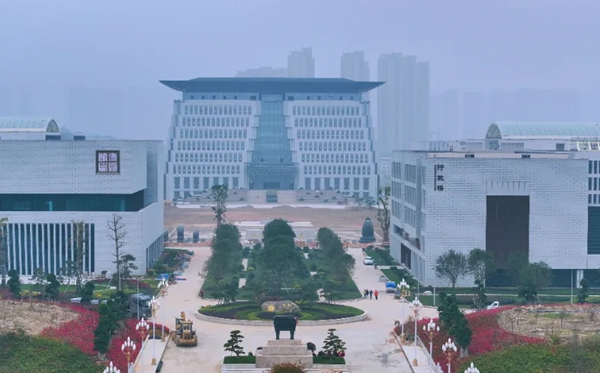 福耀科技大學排名預計全國多少位？