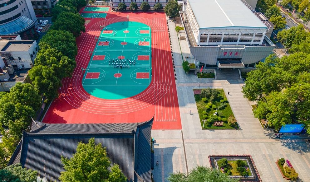 第一中學(xué)在南京的排名第幾,南外屬于什么檔次？