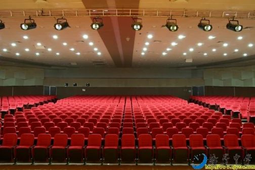 南京師范大學(xué)附屬揚子中學(xué)在南京的排名第幾,南外屬于什么檔次？