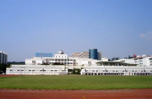 南京市雨花臺中學(xué)有幾個校區(qū)_地址分別在哪？