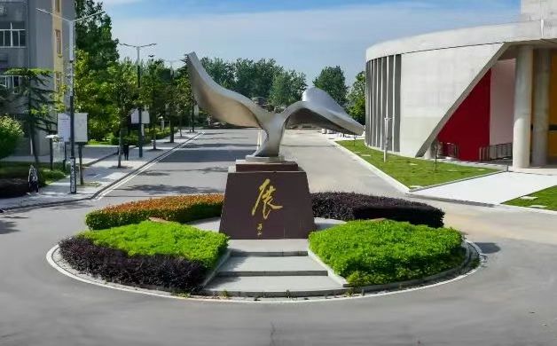 南京市六合區(qū)程橋高級(jí)中學(xué)位置在哪里_在哪個(gè)區(qū)？