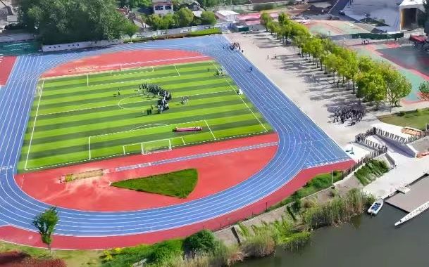 南京市六合區(qū)程橋高級(jí)中學(xué)是公立還是私立,是重點(diǎn)中學(xué)嗎？