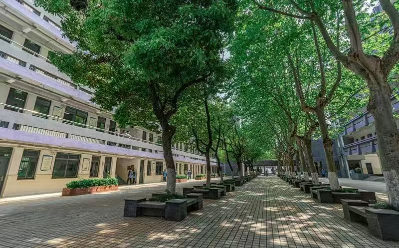 南京市第六十六中學(xué)簡(jiǎn)介概況（建校歷史、地址、師資、校訓(xùn)、環(huán)境）