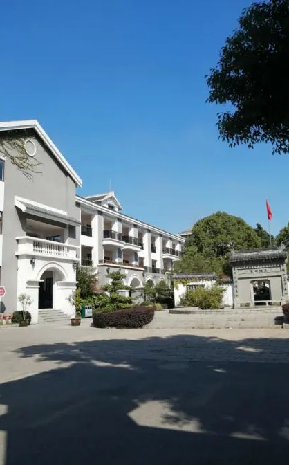 蘇州一中簡(jiǎn)介概況（建校歷史、地址、師資、校訓(xùn)、環(huán)境）