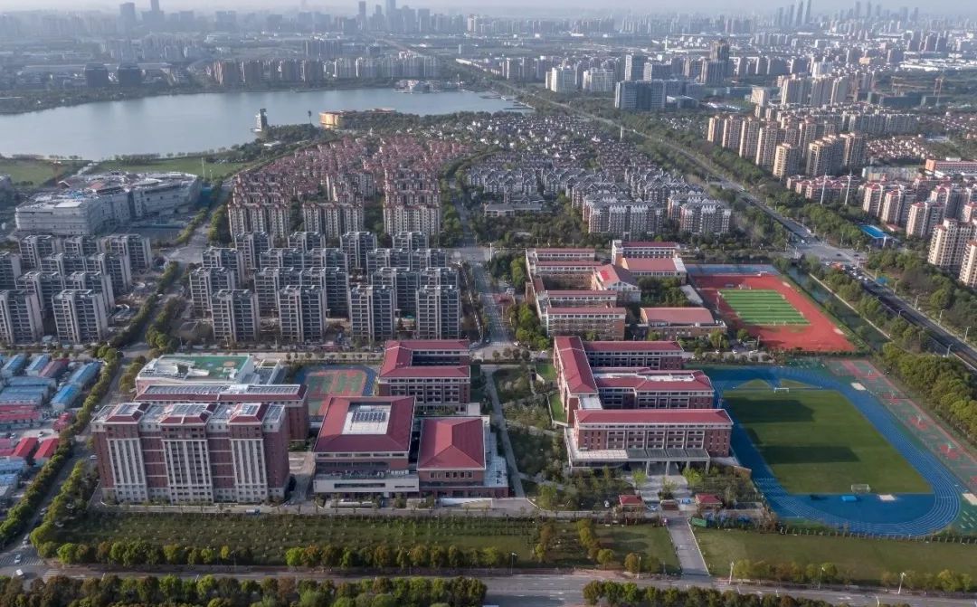 南京航空航天大學蘇州附屬中學有幾個校區(qū)_分別在什么位置？