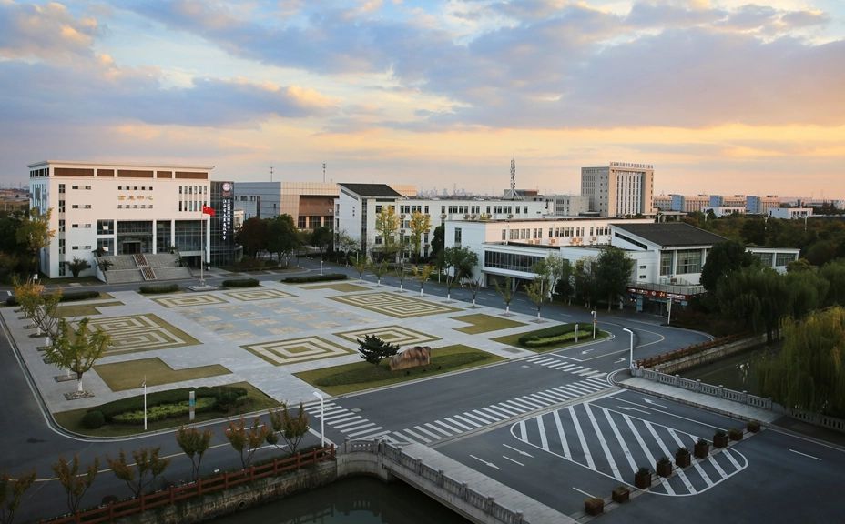 江蘇省太倉高級(jí)中學(xué)地址在哪里_在哪個(gè)區(qū)？