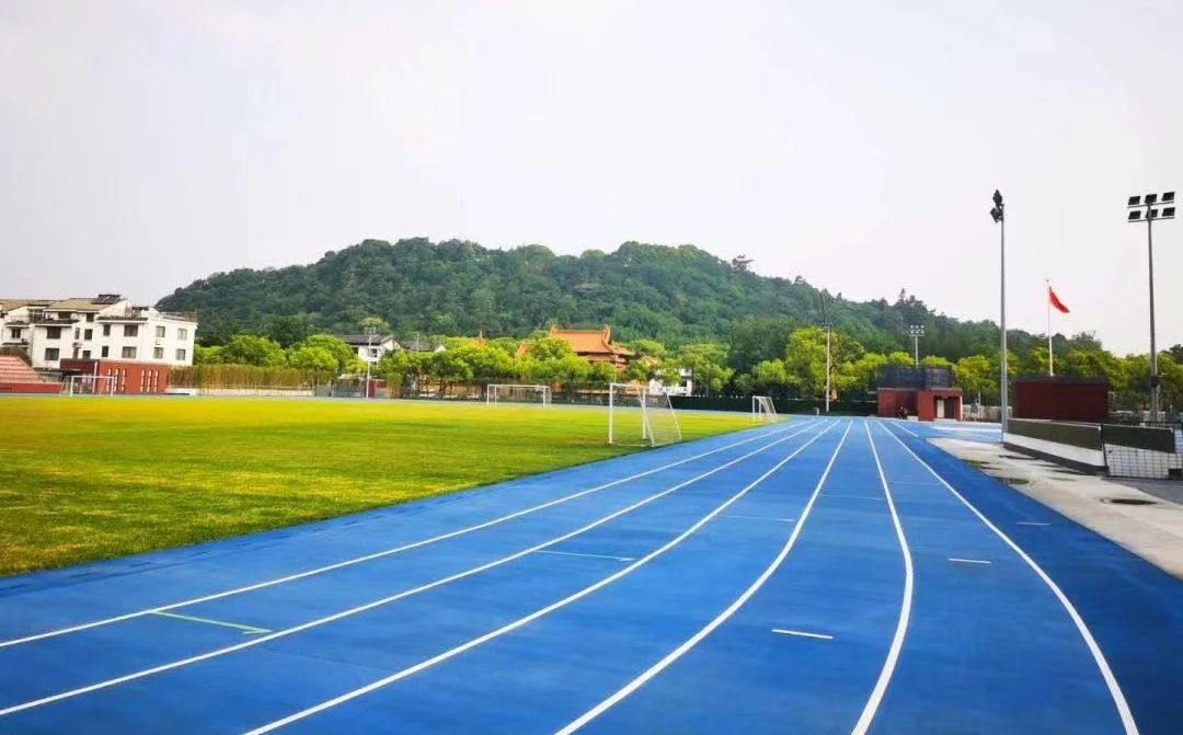 昆山市柏廬高級中學地址在哪里_在哪個區(qū)？