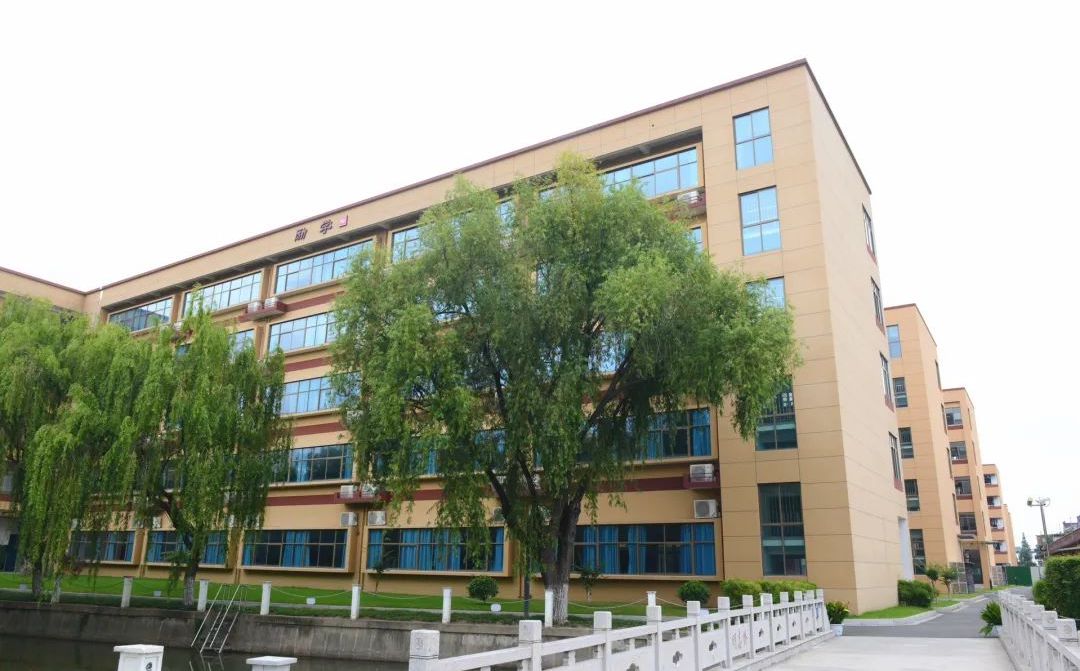 吳江盛澤中學(xué)在蘇州的排名第幾,南外屬于什么檔次？