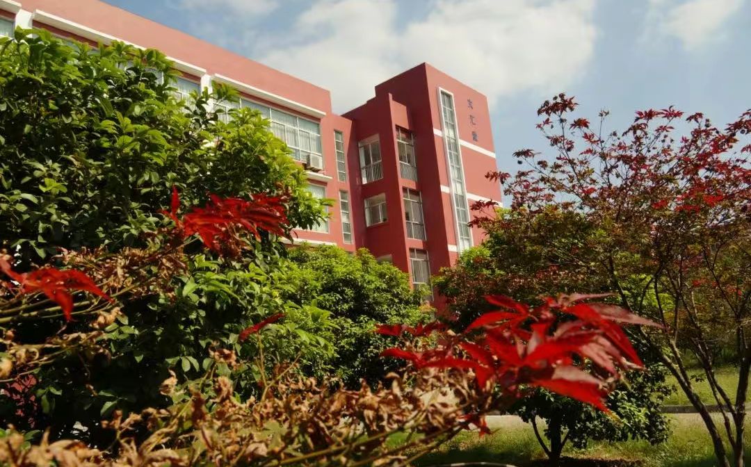 蘇州相城區(qū)望亭中學(xué)地址在哪里_位于哪個(gè)區(qū)？