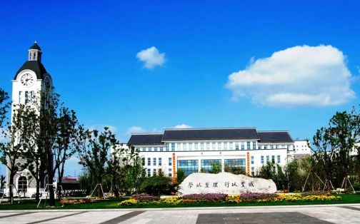 張家港市崇真中學(xué)在蘇州的排名第幾,南外屬于什么檔次？