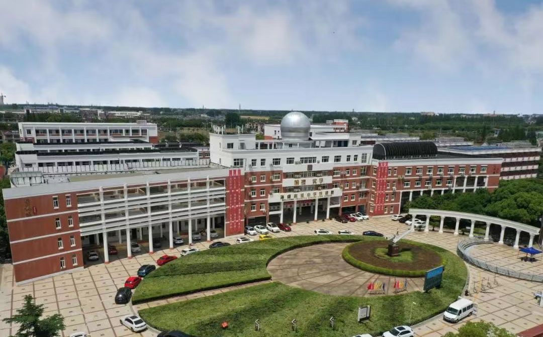 常熟市海虞高級中學(xué)在蘇州的排名第幾,南外屬于什么檔次？