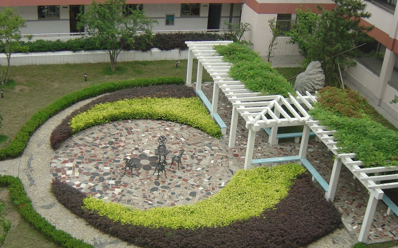 吳江平望中學(xué)簡介概況（建校歷史、地址、師資、校訓(xùn)、環(huán)境）