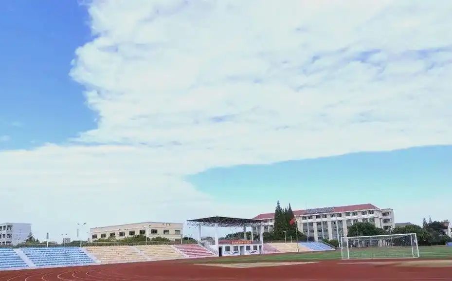 昆山陸家高級中學(xué)在蘇州的排名第幾,南外屬于什么檔次？