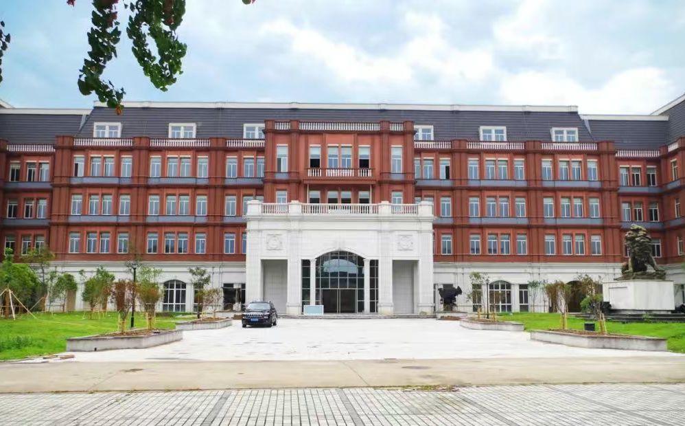 江蘇省外國(guó)語學(xué)校在蘇州的排名第幾,南外屬于什么檔次？