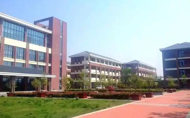 梅李高級(jí)中學(xué)地址在哪里_位于哪個(gè)區(qū)？