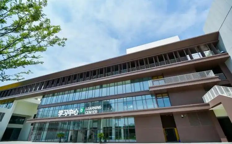 巴城高級中學地址在哪里_位于哪個區(qū)？