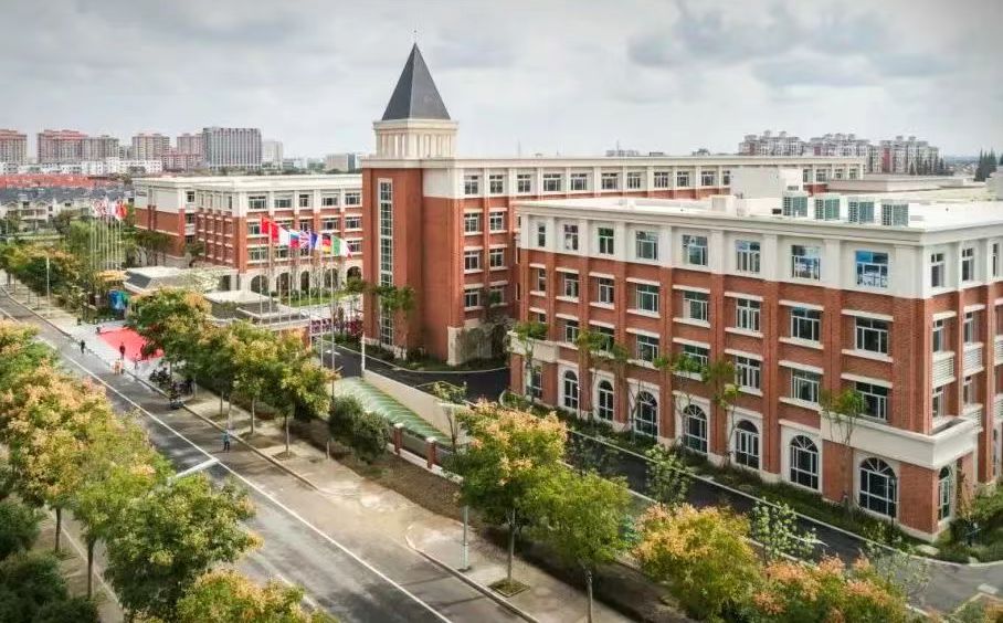 常熟外國語學校簡介概況（建校歷史、地址、師資、校訓、環(huán)境）