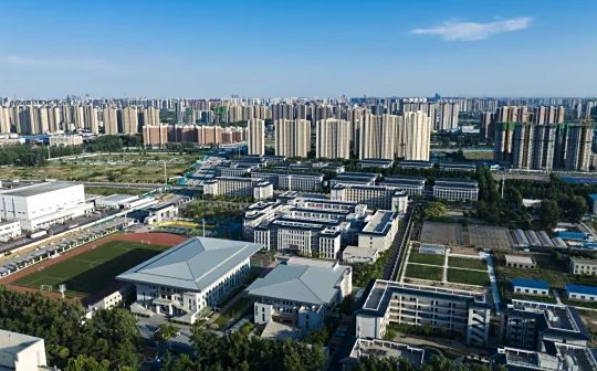 鄭州市第四高級(jí)中學(xué)簡(jiǎn)介概況（建校歷史、地址、師資、校訓(xùn)、環(huán)境）