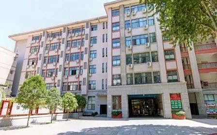 鄭州市第七高級(jí)中學(xué)在鄭州的排名第幾,南外屬于什么檔次？