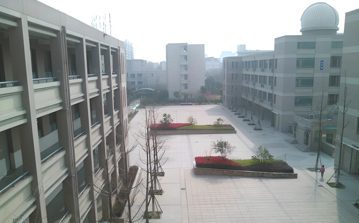 中國(guó)科學(xué)技術(shù)大學(xué)附屬中學(xué)校區(qū)在哪_在哪個(gè)區(qū)？