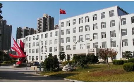 合肥市第二中學(xué)在合肥的排名第幾,屬于什么檔次？