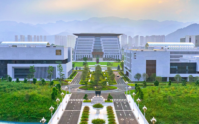 福耀科技大學(xué)2025年河南投檔最低分?jǐn)?shù)線一覽表