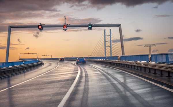 2026年元旦高速免費嗎,元旦高速公路為什么要收費?