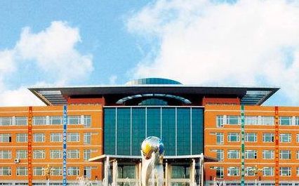 長(zhǎng)春市第二實(shí)驗(yàn)中學(xué)簡(jiǎn)介概況（建校歷史、地址、師資、校訓(xùn)、環(huán)境）