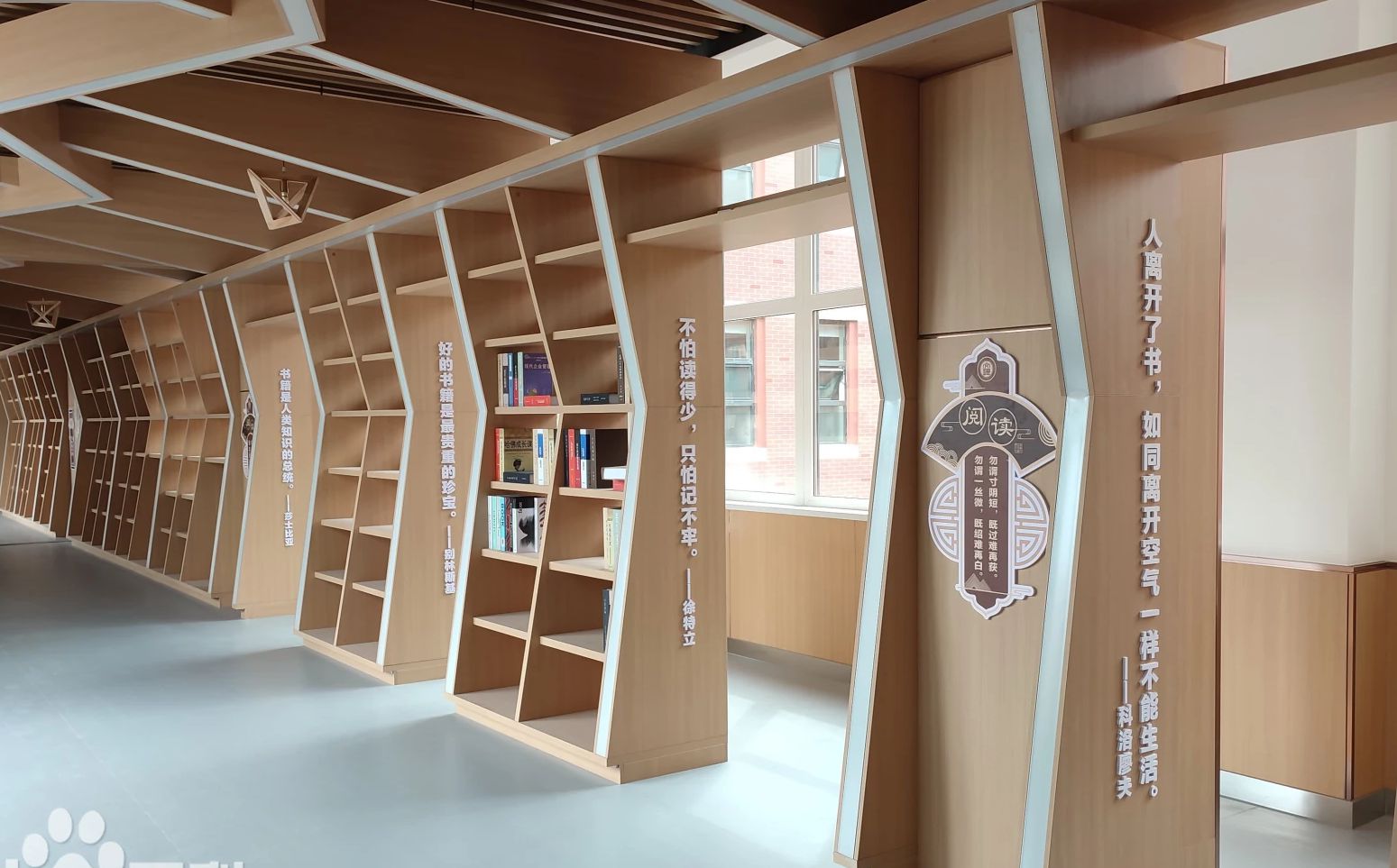 長(zhǎng)春市文理高中是公立還是私立,是重點(diǎn)中學(xué)嗎？