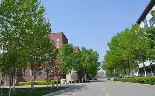 天津市第二耀華中學(xué)簡介概況（建校歷史、地址、師資、校訓(xùn)、環(huán)境）