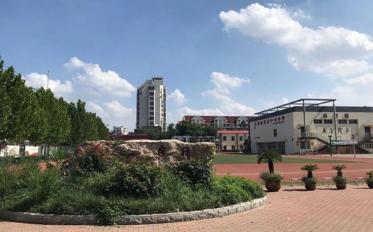 天津市第五十七中學簡介概況（建校歷史、地址、師資、校訓、環(huán)境）