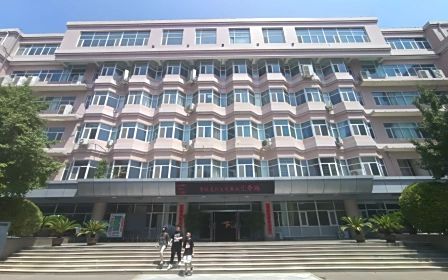 河北師范大學(xué)附屬中學(xué)校區(qū)在哪_在什么區(qū)？