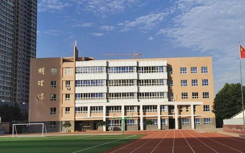 石家莊市第二十中學(xué)在石家莊的排名第幾,屬于什么檔次？