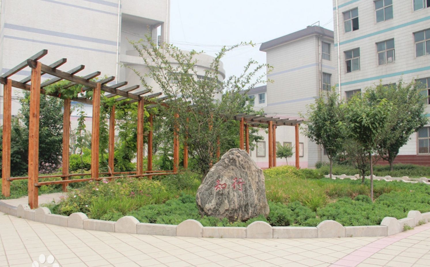 石家莊市藁城區(qū)第九中學(xué)簡(jiǎn)介概況（建校歷史、地址、師資、校訓(xùn)、環(huán)境）