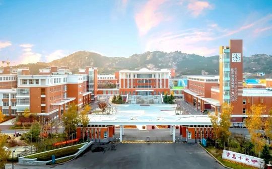 山東省青島第十九中學(xué)在青島的排名第幾,屬于什么檔次？