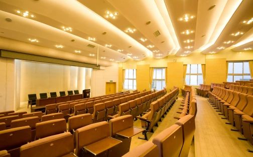 山東師范大學(xué)附屬中學(xué)簡(jiǎn)介概況（建校歷史、地址、師資、校訓(xùn)、環(huán)境）