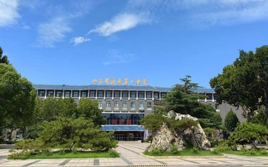 山東省濟(jì)南第一中學(xué)校區(qū)在哪_在什么區(qū)？