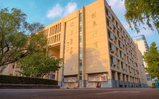 山東省濟(jì)南第二中學(xué)簡介概況（建校歷史、地址、師資、校訓(xùn)、環(huán)境）